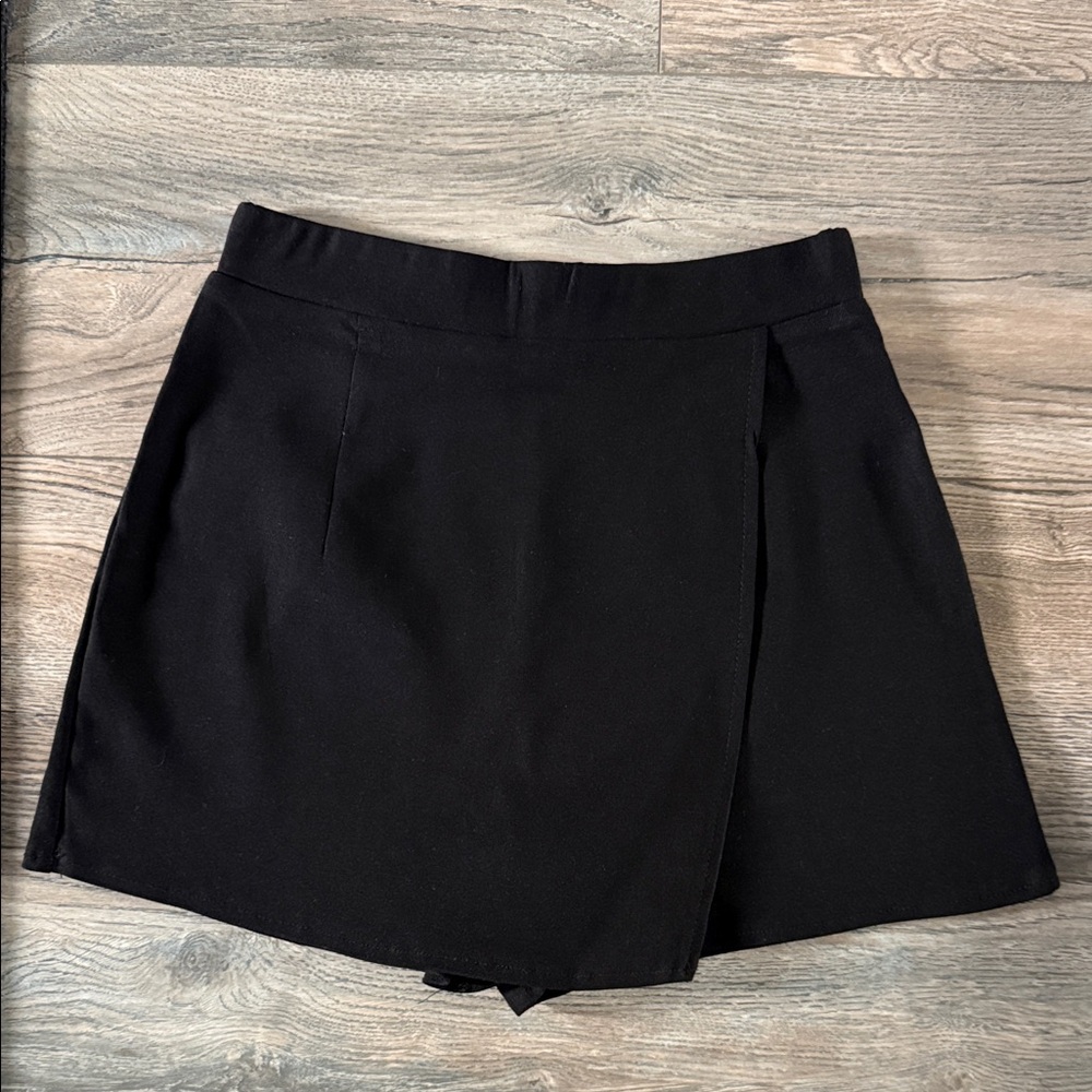 Zara Black Wrap Skort